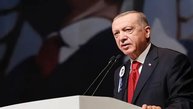 Dünya şampiyonu Yasemin Adar Yiğit'i ilk olarak Cumhurbaşkanı Erdoğan kutladı