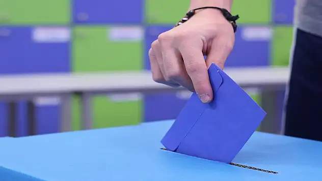 İsveç genel seçimlerde oy verme işlemi başladı