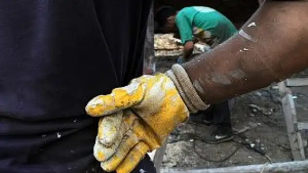 İstifaya zorlanan işçiye kıdem ve ihbar tazminatı