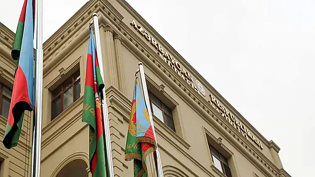 Azerbaycan birliklerine ateş açıldı