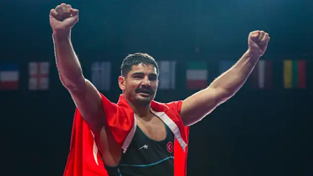 Taha Akgül, 3. kez dünya şampiyonu oldu