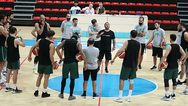 Konyaspor Basket ikinci bitirdi