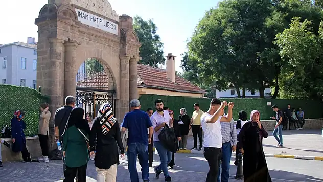 KPSS ilk oturumu sona erdi