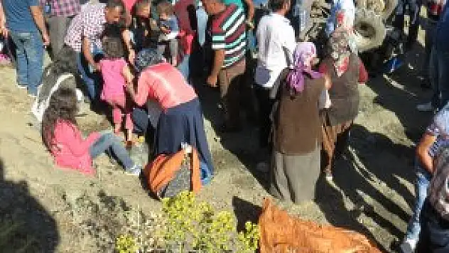 Konya'da tarım aracı devrildi: 1 ölü, 16 yaralı