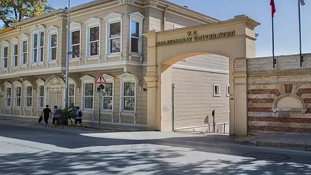 Galatasaray Üniversitesi 3 sözleşmeli personel alacak