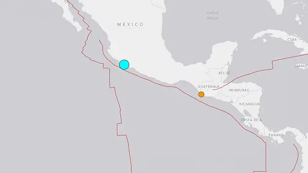 Meksika'da 7.6 büyüklüğünde deprem