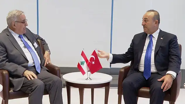 Bakan Çavuşoğlu, Lübnan Dışişleri Bakanı Habib ile görüştü