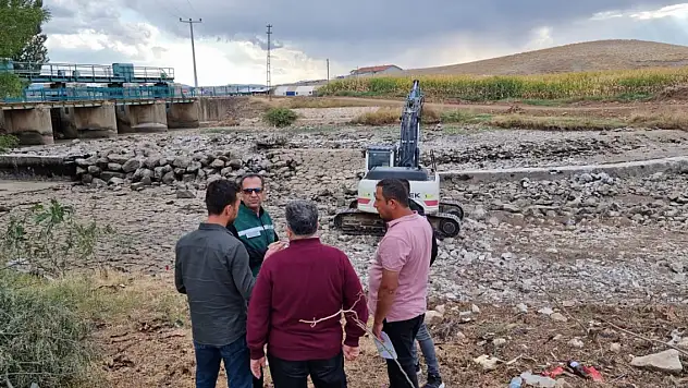 Müdür Ekinci, Çumra sahasını inceledi