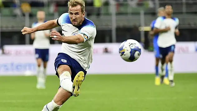 UEFA Uluslar Ligi grup aşamasında 5. hafta ikinci gününde, 7 maç oynandı