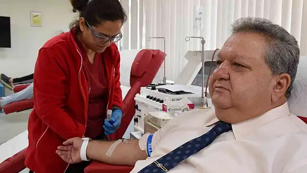 Onlarca kişinin hayatını kurtardı: Rekortmen vali yardımcısı