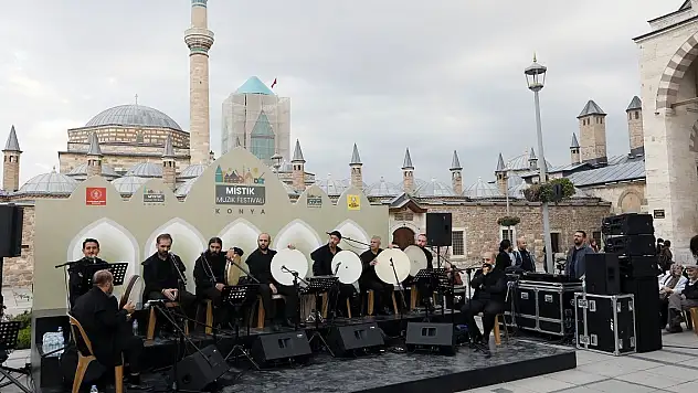Uluslararası Konya Mistik Müzik Festivali Grup El-Hadra Ensemble Konseri ile devam ediyor
