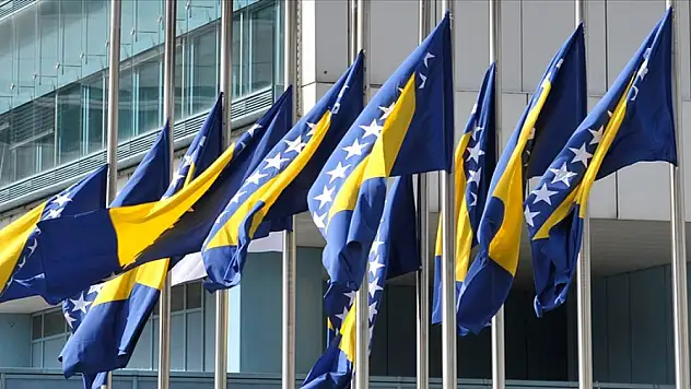 Seçime hazırlanan Bosna Hersek'te adayların son durumu