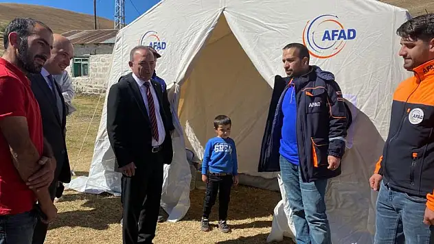 Ardahan'da depremden en çok etkilenen köylerde 50 çadır kuruldu
