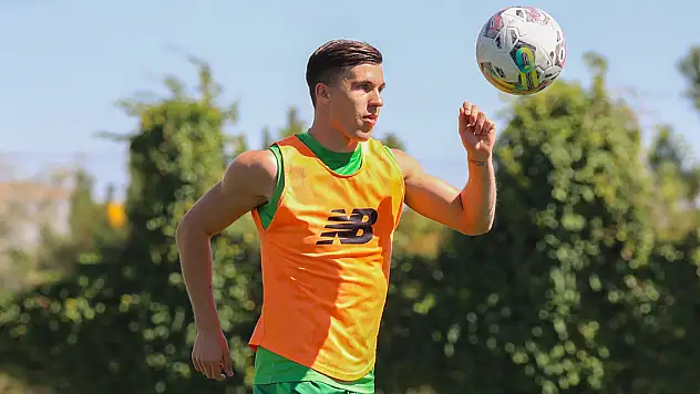 Konyaspor'da Michalak'a koruma kalkanı!