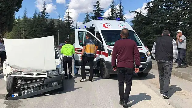 Yaşanan trafik kazasında 1 kişi yaralandı
