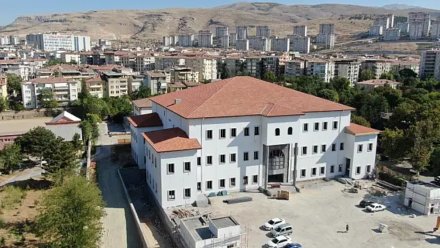 Millet Kütüphanesi bitme aşamasında