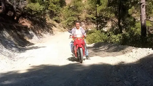 80 yıllık yol sorunu kökten çözüldü