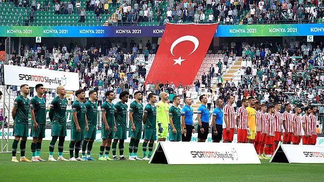 Süper Lig'de 4 takım aynı puanda!