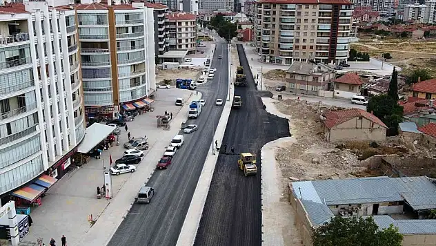 Selçuklu'nun önemli bir güzergahı oluşturan yolda asfalt kalitesi arttı