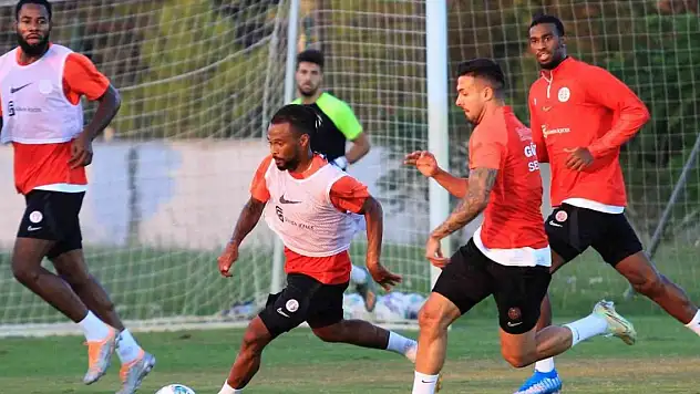 Antalyaspor'da üç isim Konyaspor maçında yok