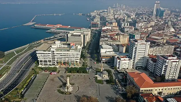 İzmir'in merkezinde konut satılacak