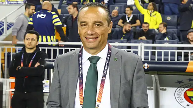 AEK Larnaca'nın Teknik Direktörü Luis Oltra'dan Jorge Jesus'a övgü