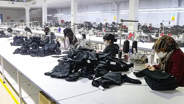 İŞKUR 9 ayda 1 milyon kişiyi işle buluşturdu