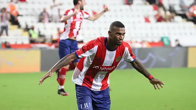 Konyaspor'dan o oyuncuya önlem!