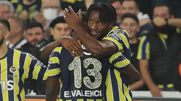 Fenerbahçe'de Enner Valencia ve Michy Batshuayi şov