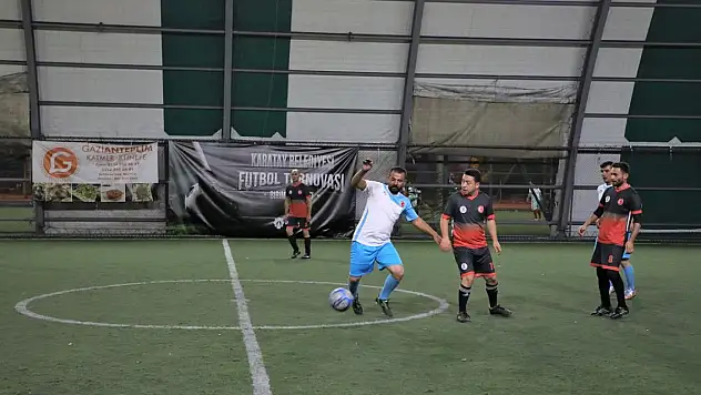 Karatay Belediyesi personeli yoğun çalışma ve strese futbol arası verdi