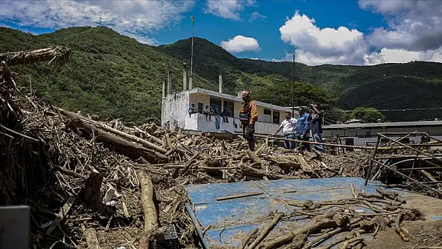 Venezuela'da heyelanın bilançosu artıyor! Ölenlerin sayısı 43'e çıktı