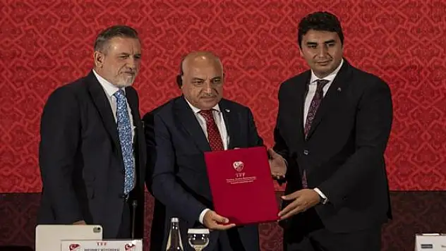 TFF 2. ve 3. Lig maçları yayıncısı belli oldu! Dudak uçuklatan tarife!