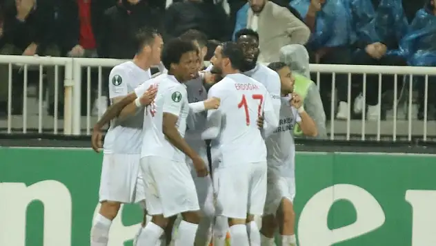 Sivasspor, Kosova'da galip