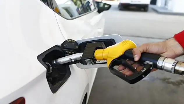 Akaryakıt istasyonu arsası satılacak