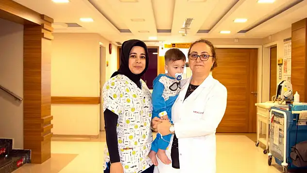 1 yaşındaki bebeğin midesinden çıkanlar hayrete düşürdü