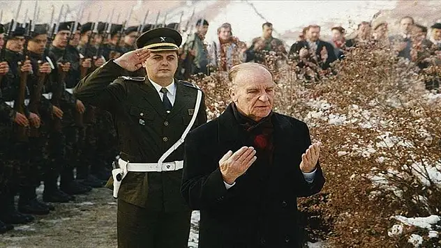 Aliya İzetbegoviç'in vefatının üzerinden 19 yıl geçti