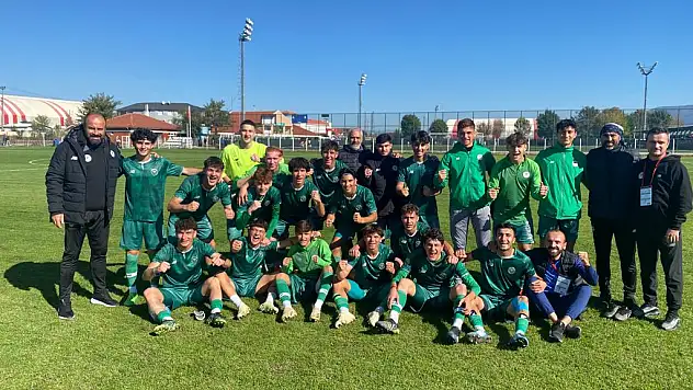 Konyaspor akademisinden çifte zafer