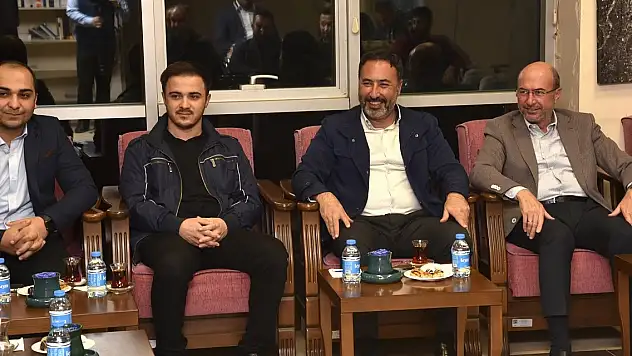 Selçuklu'da gençlerle hasbihal