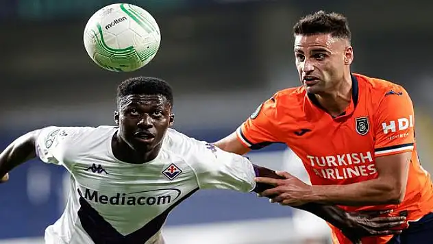 Avrupa'da lider Başakşehir Fiorentina'ya konuk olacak