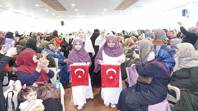 Çumralı Hafizeler icazetlerini aldı