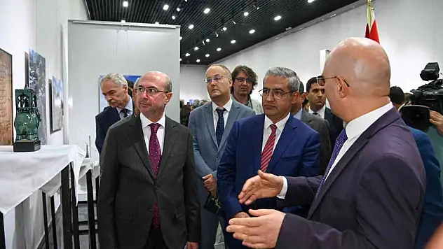 Büyük Selçuklu Sergisi Özbekistan'da açıldı