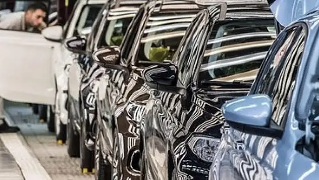 Avrupa Birliği, yeni benzinli ve dizel otomobilleri 2035'te yasaklıyor