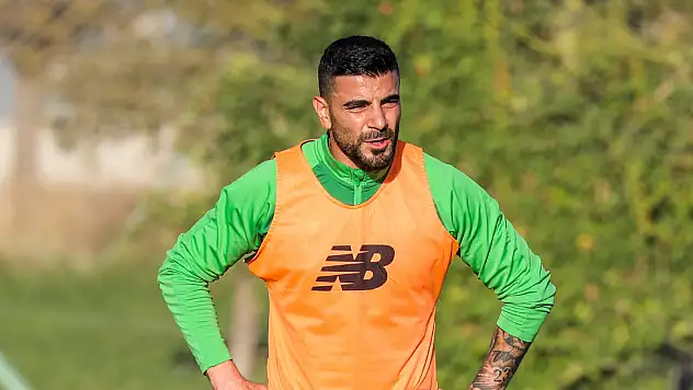 Konyaspor'da iki isme  uyarı!