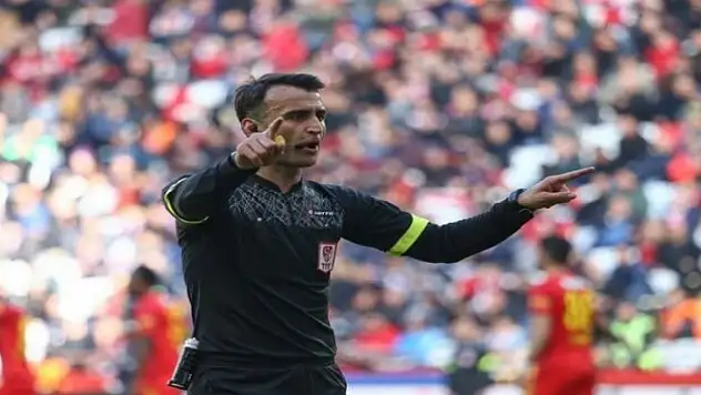 36 maç sonra ilk düdük!