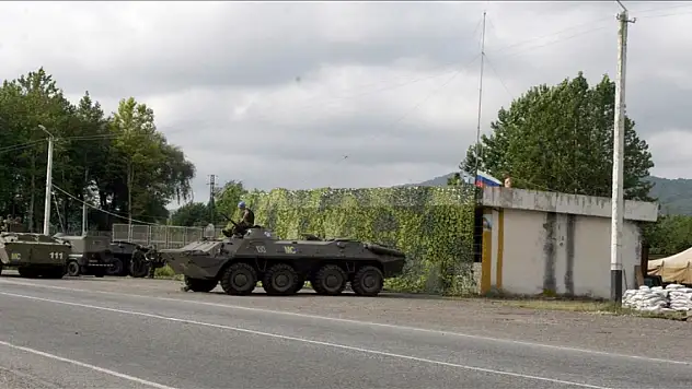 Paşinyan: Soçi'de imza atmaya hazırım