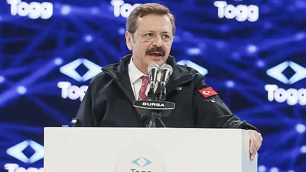 Hisarcıklıoğlu: 'Bir söz daha veriyoruz tüm dünyaya Türkiye'nin otomobilini satacağız'