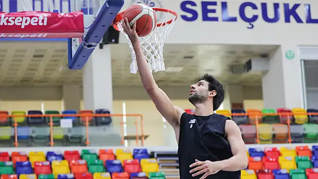 Konyaspor Basket Merkezefendi'ye bileniyor
