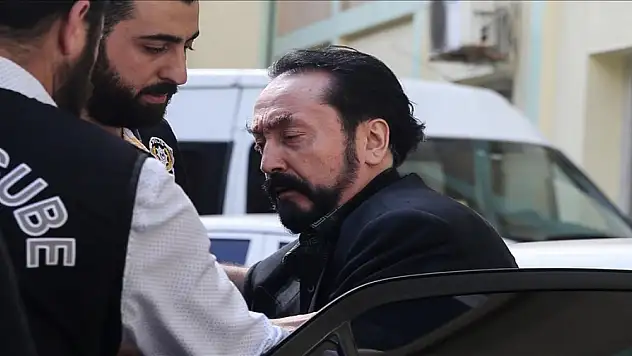 Adnan Oktar suç örgütü iddianamesinde 'İsrail' ayrıntısı