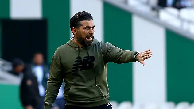 Konyaspor'da İlhan Palut fırsat tepti!