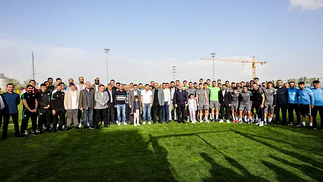 Konyaspor tek yumruk